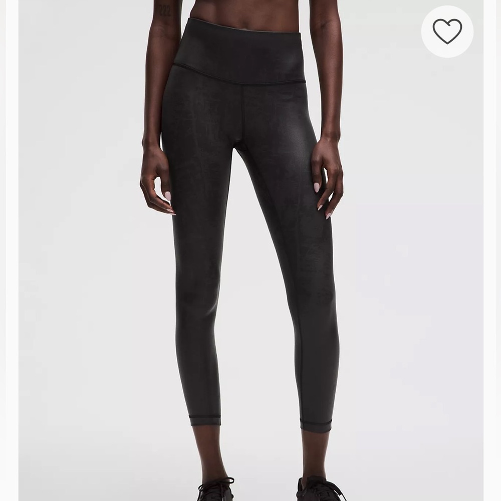 Lululemon Wunder Train High-Rise Tight 25" Foil with pockets